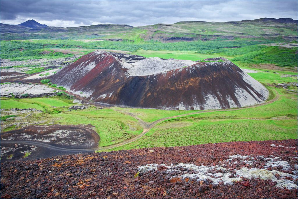 Grábrók krater - IJsland -Christoffel Travel