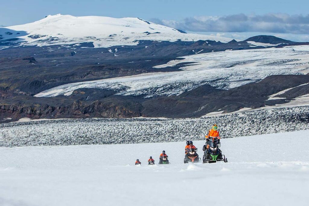 Sneeuwscootertocht Mýrdalsjökull gletsjer - IJsland - winter - Christoffel Travel