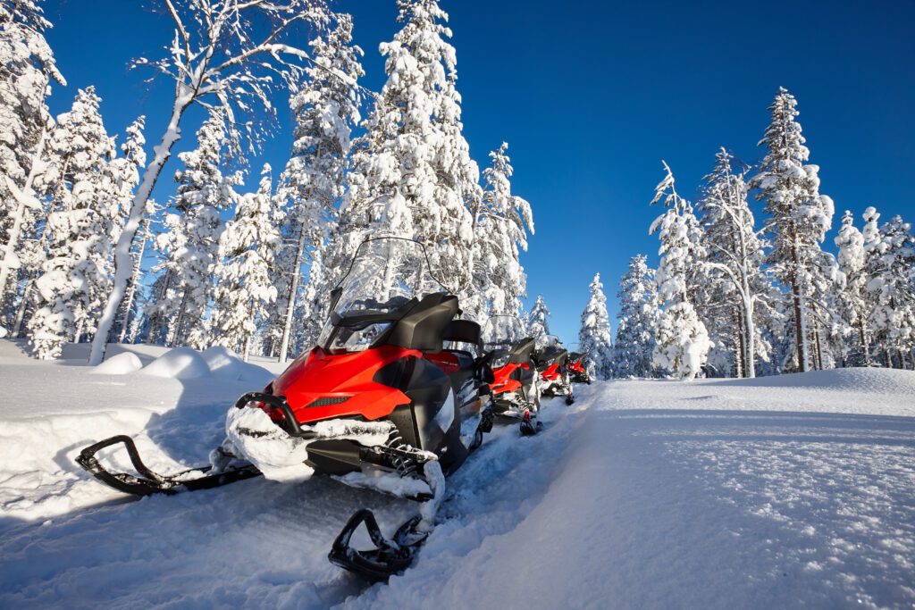 Lapland - sneeuwscooters - Christoffel Travel