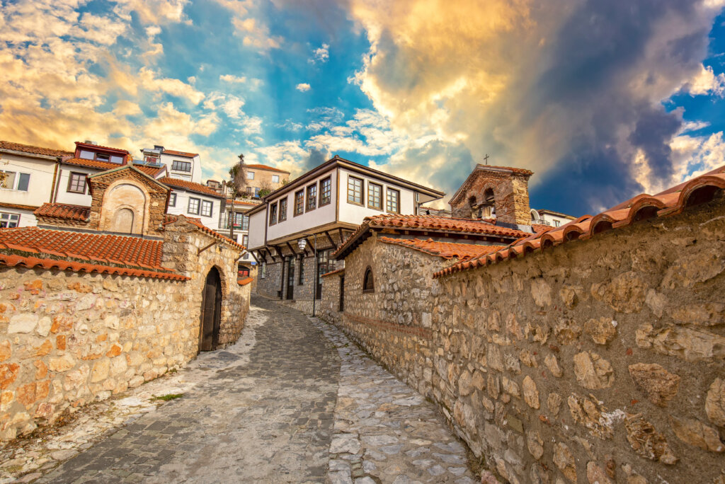 Narrow,Street,In,The,Old,Town,Of,Ohrid,On,A