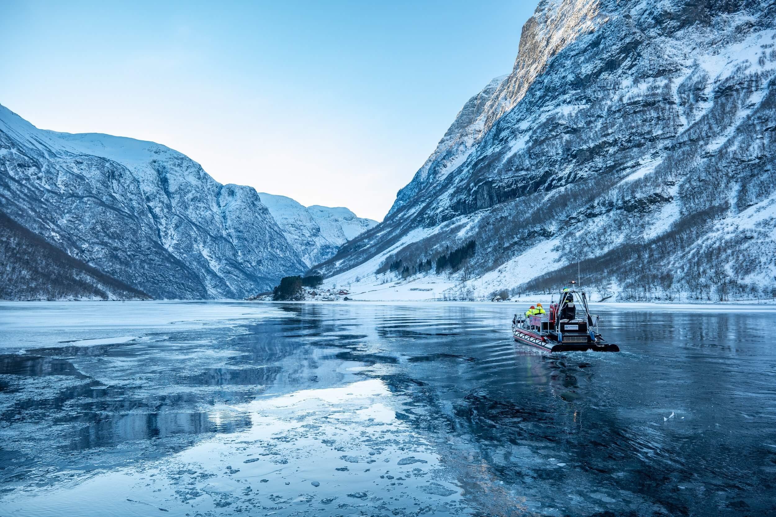 Flam - fjordsafari - winter - Noorwegen - Christoffel Travel