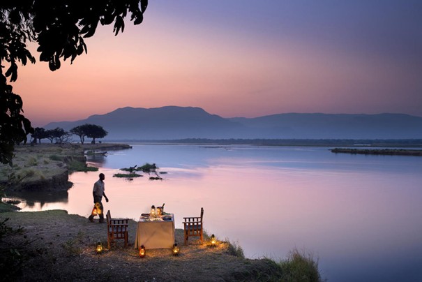 Klassiek tentenkamp aan de Zambezi – avontuurlijke safari met Christoffel Travel