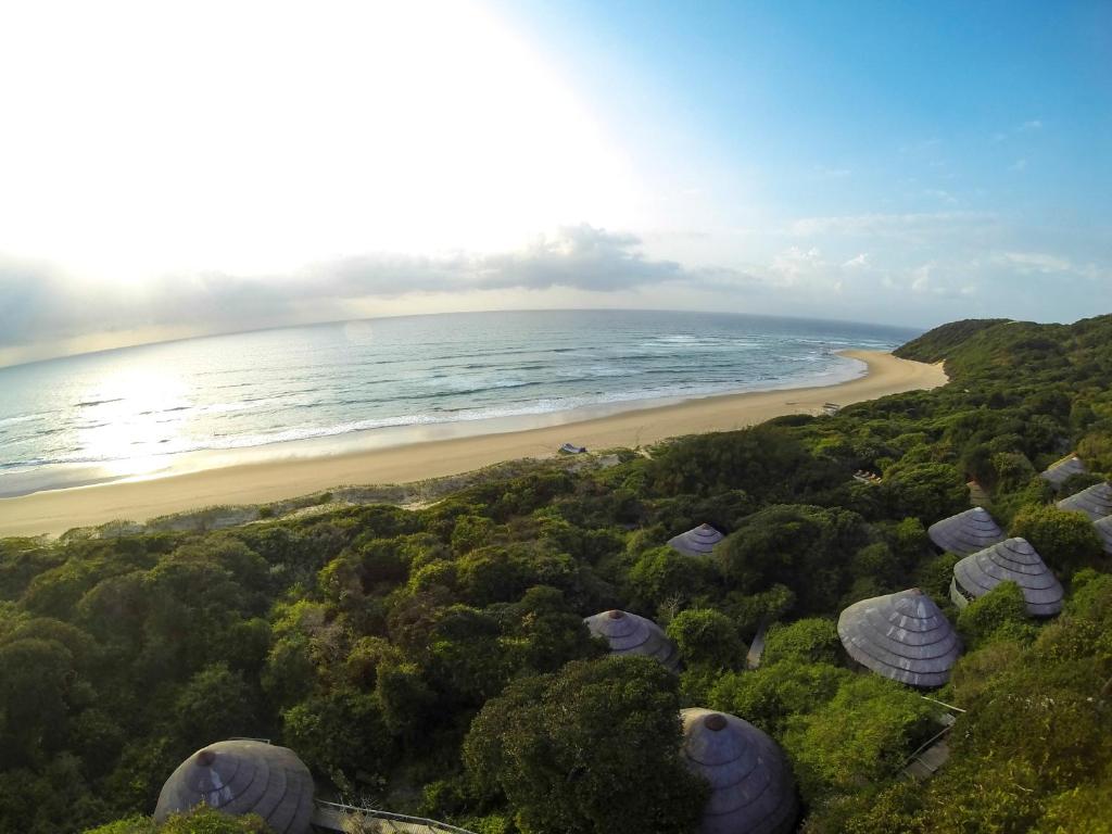 Thonga Beach Lodge, luxe strandlodge verscholen tussen de duinen van Maputaland, Zuid-Afrika – Christoffel Travel