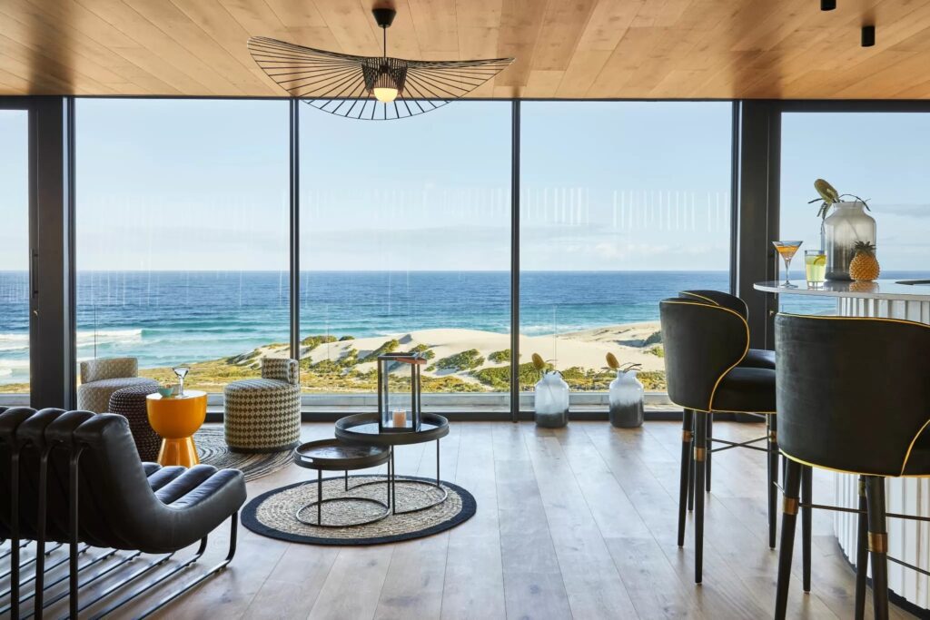 Exclusieve Morukuru Beach Lodge aan het strand van De Hoop Nature Reserve, Zuid-Afrika.