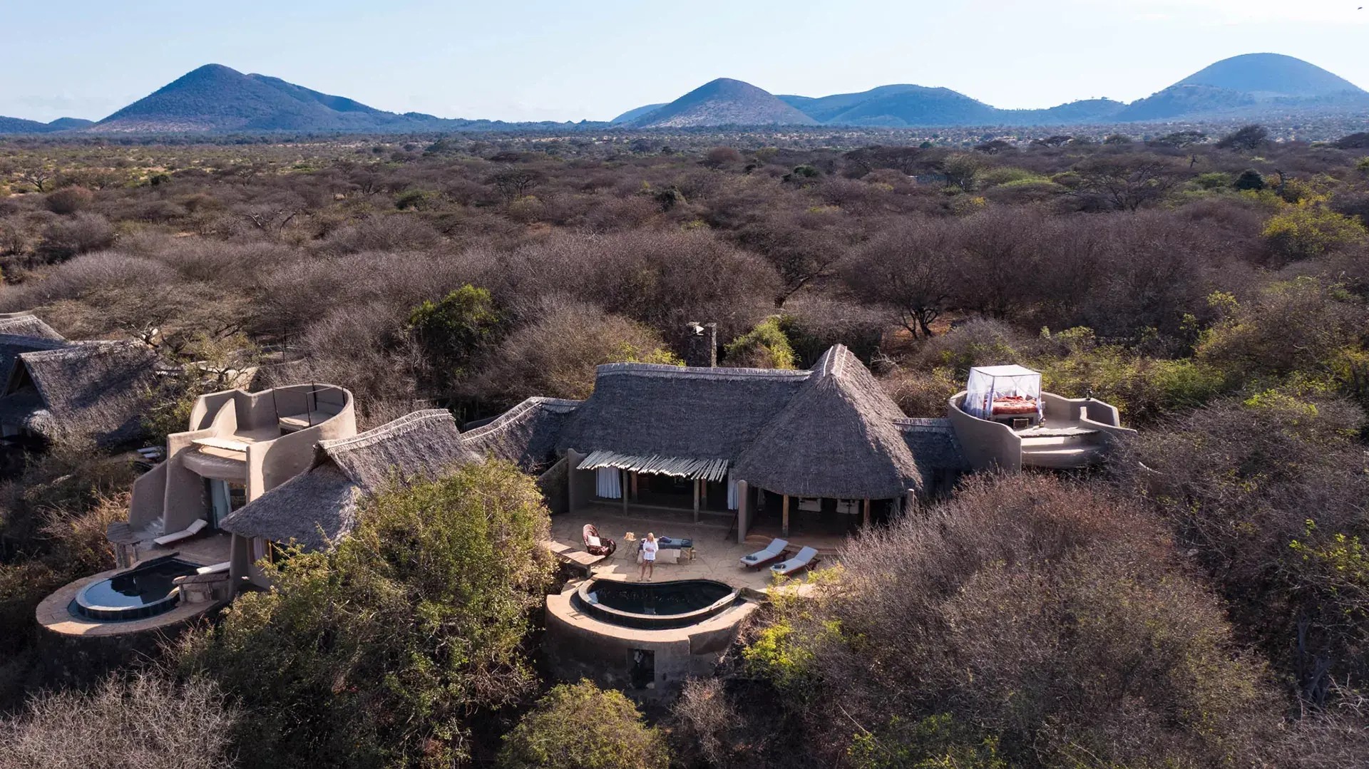 Ol Donyo Lodge in de Chyulu Hills, Kenia – luxe safari-accommodatie met uitzicht op de Kilimanjaro, aangeboden door Christoffel Travel