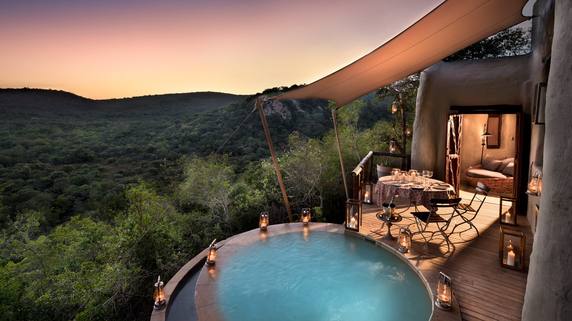 Phinda Rock Lodge, exclusieve safari-lodge op een rotswand met uitzicht over de bush, Zuid-Afrika – Christoffel Travel
